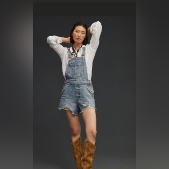 NWT Anthropologie Pilcro Denim Cutoff Shortalls Size 28 - Picture 1 of 4